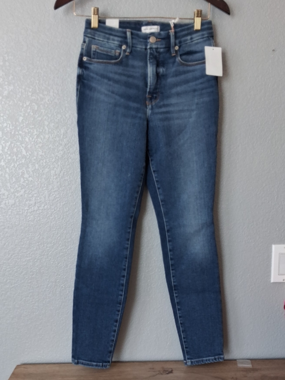 Good American Mid-Rise Skinny Jeans - Blue Wash